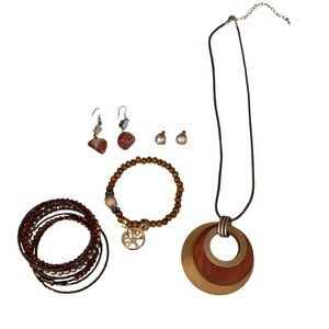 Lot costume jewelry earth tones